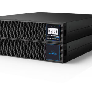 SLC TWIN RT3 LION 6-10kVA met Li-Ion accu's in rack-formaat met battery pack schuin voorzijde